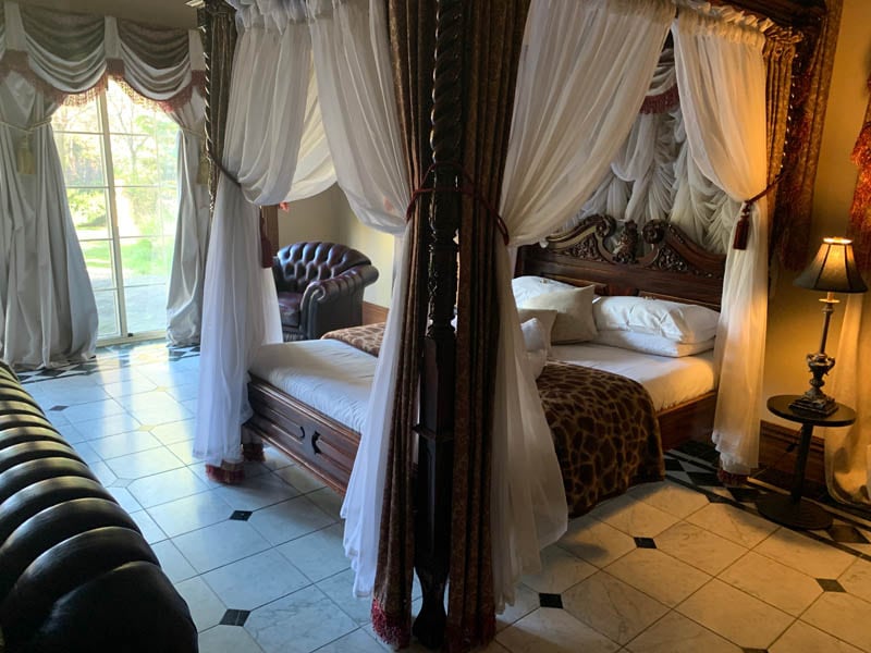 Romantic bedroom McLaren Vale